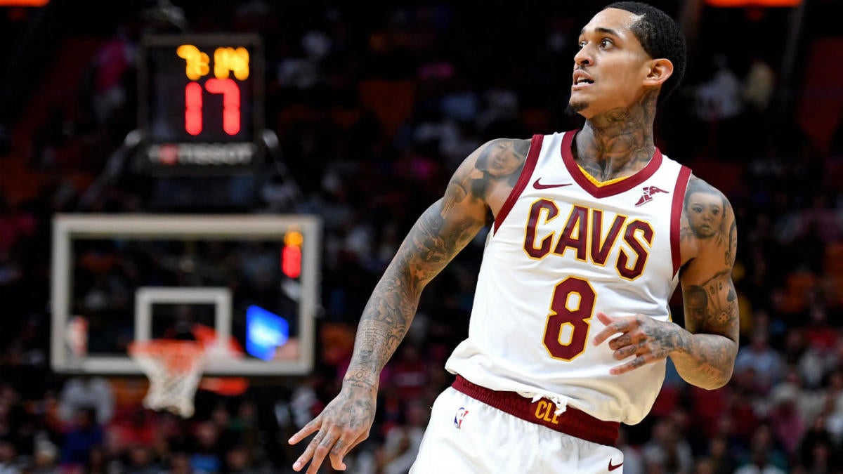 Cavaliers Agree To Trade Jordan Clarkson To Jazz For Dante Exum And Draft Picks Per Report Cbssports Com
