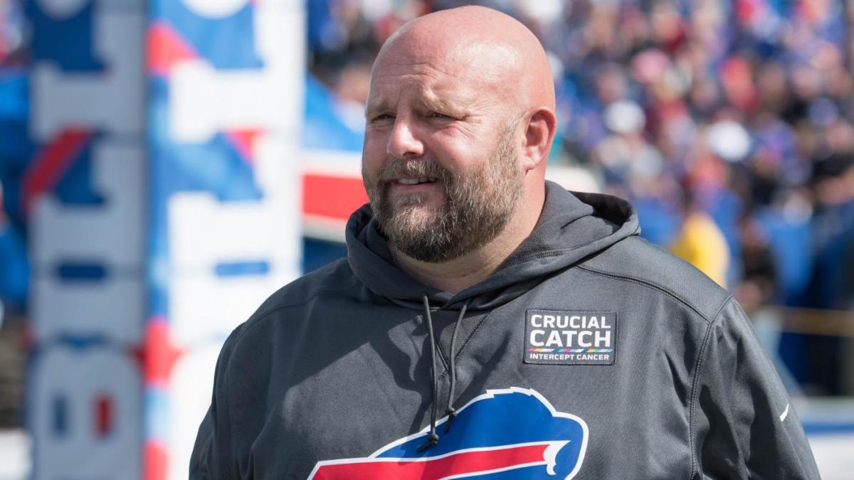 Bills' Brian Daboll apologized to Cole Beasley, Stefon Diggs after