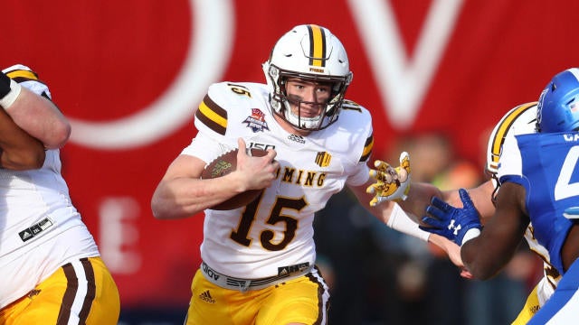 Nova Home Loans Arizona Bowl 2019 Score Wyoming Offense