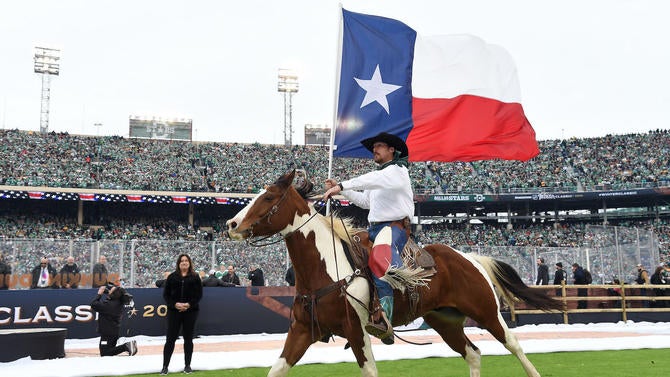 2020 Bridgestone NHL Winter Classic - Nashville Predators v Dallas Stars