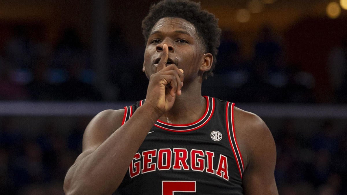 Anthony Edwards, Georgia Bulldogs star guard, declares for NBA draft