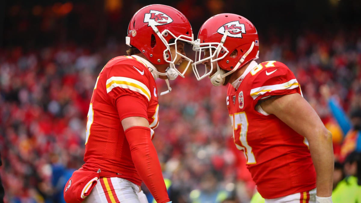 Steelers Receive Offer Of BBQ And Beers From Chiefs' Great Travis Kelce  'That's A Tough f***** Team'