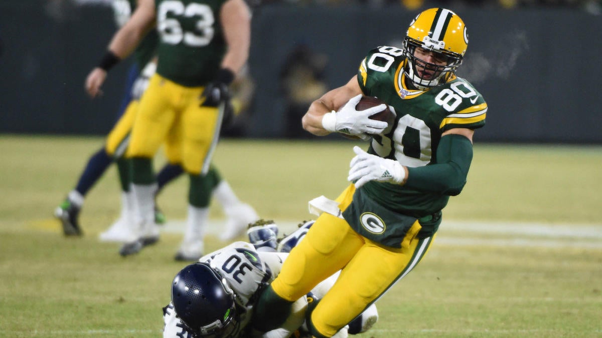 Jimmy Graham Controversial First Down Aaron Rodgers Pete Carroll And Davante Adams All Have Opinions Cbssports Com