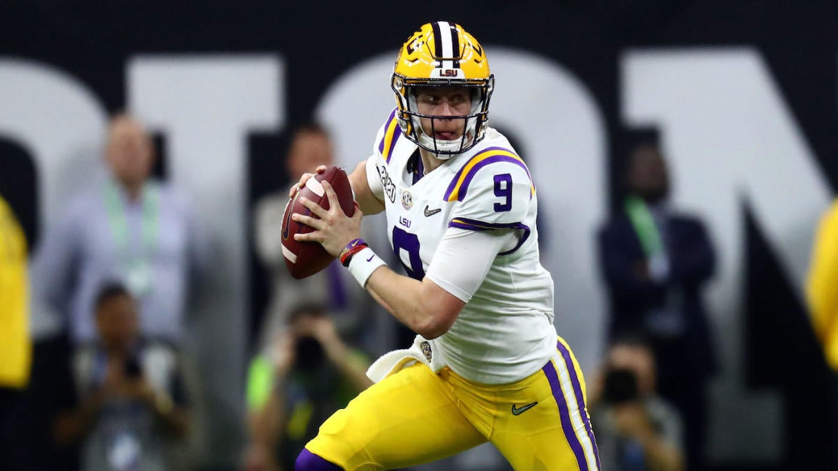 LSU quarterback Joe Burrow breaks Colt Brennan's single-season touchdown  record