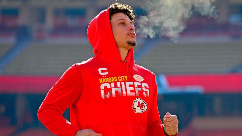 usatsi-13931578-patrick-mahomes-chiefs-qb-pregame-2019-afcc-1400.jpg