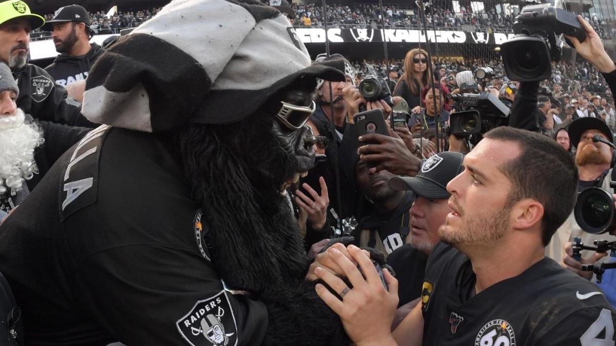 Sitting in the Black Hole in Oakland as Chiefs beat Raiders