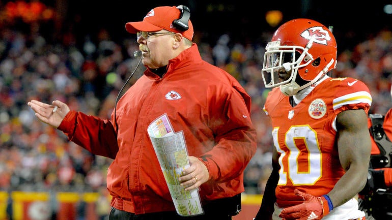NFL: Oakland Raiders at Kansas City Chiefs