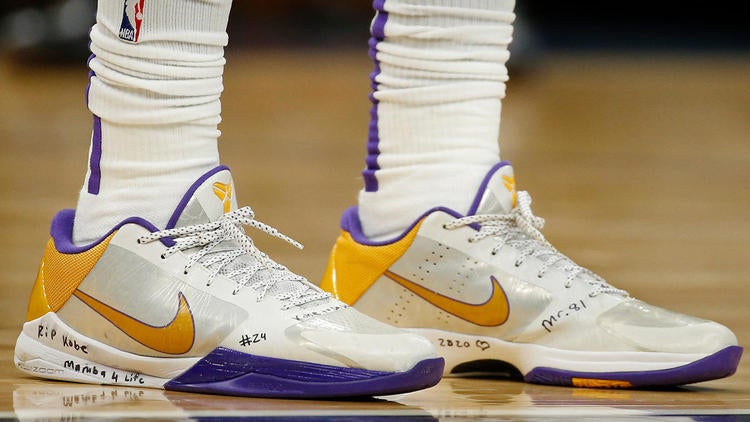 shoes kobe gave lebron