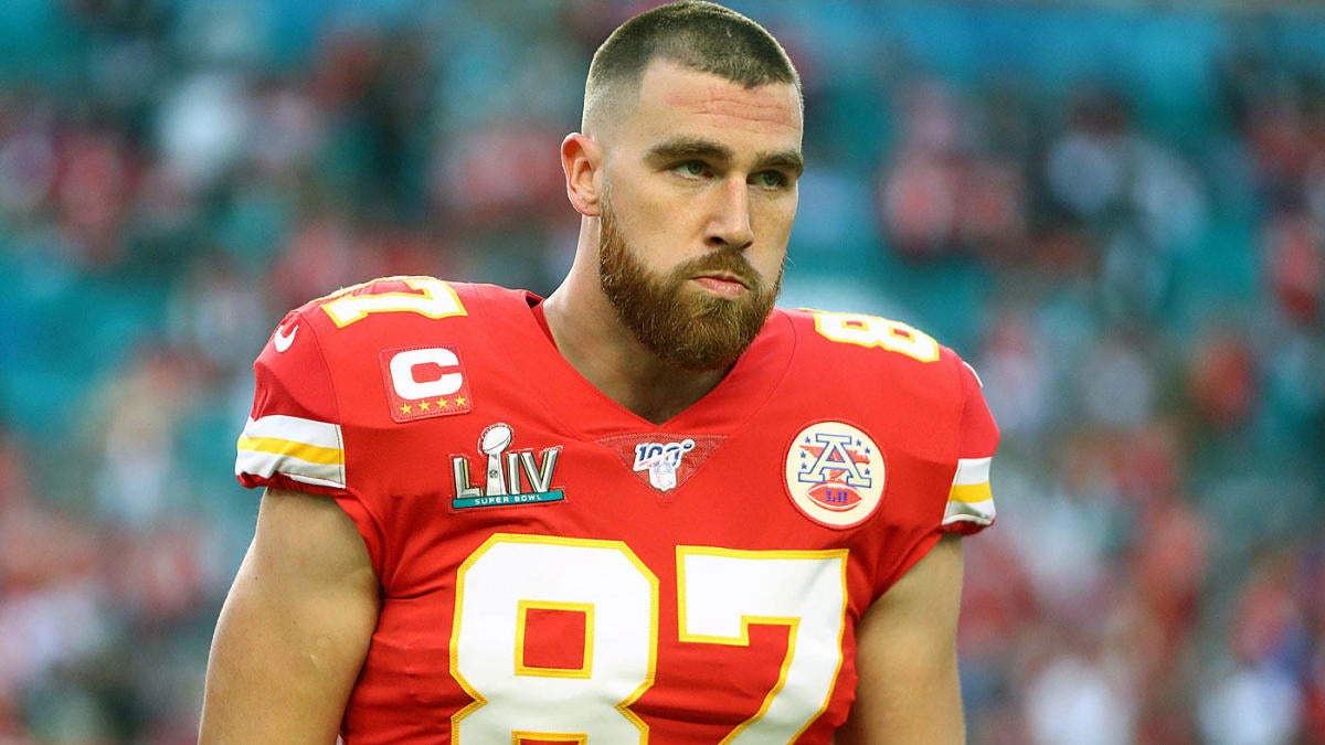 Chiefs' Kelce scores with investment in Cholula hot sauce - Kansas