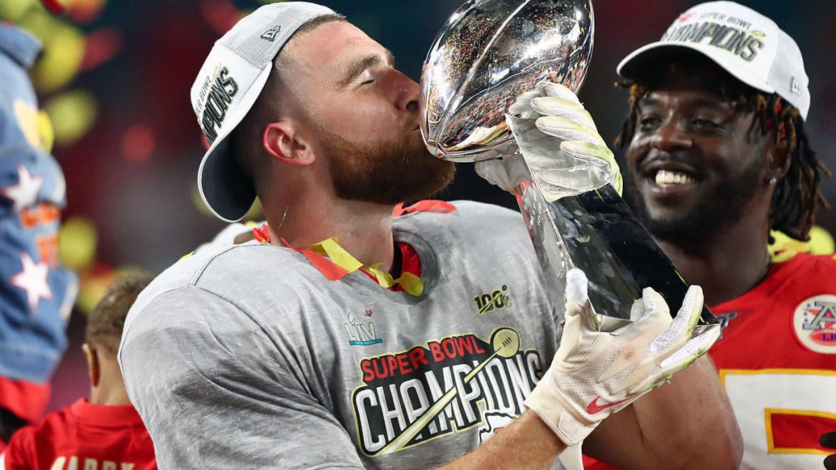 Tight end Travis Kelce wins free beer for his Kansas City Chiefs