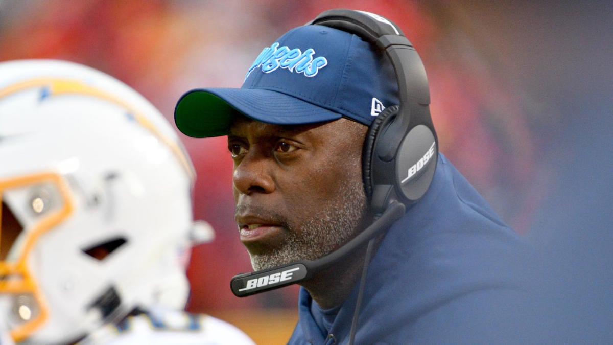 Former Chargers coach Anthony Lynn is at home on 49ers staff - Los