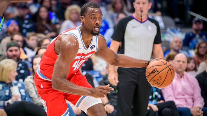 NBA: Sacramento Kings at Dallas Mavericks