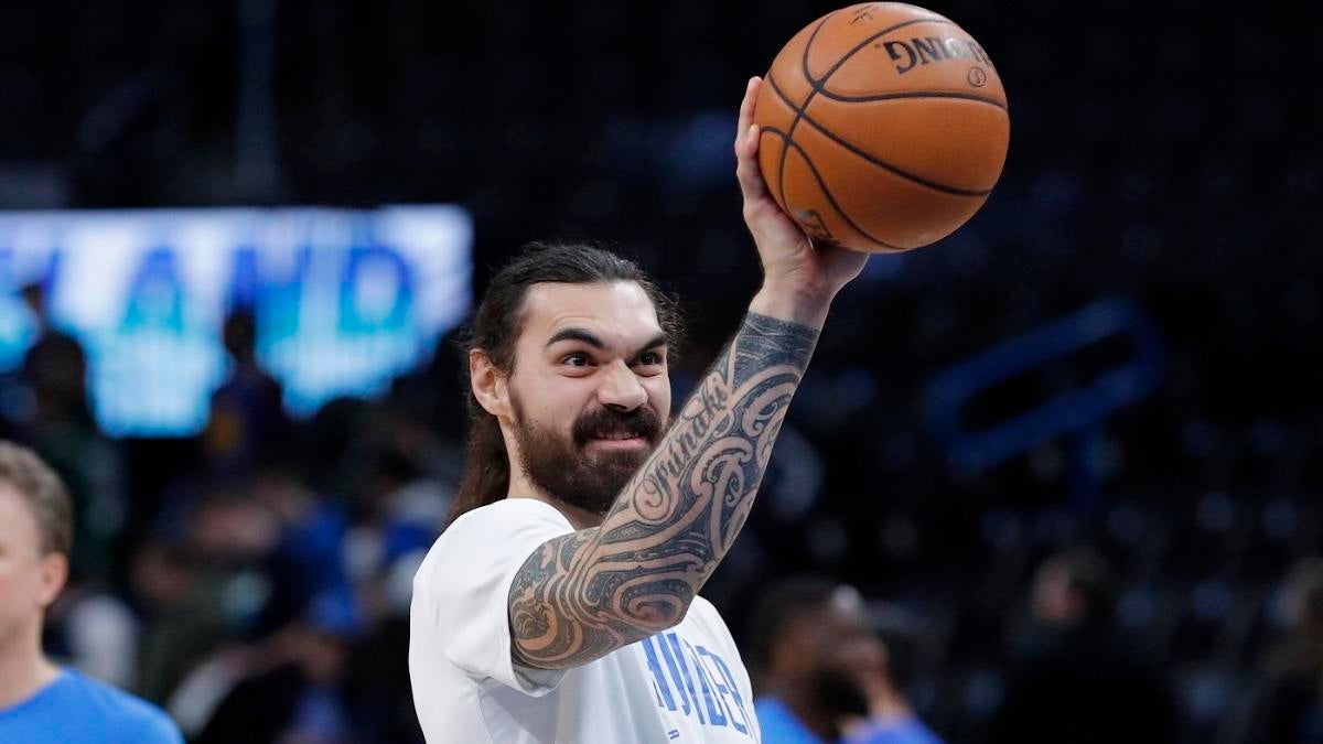 NBA: Steven Adams turns peacemaker as he carries opposition player