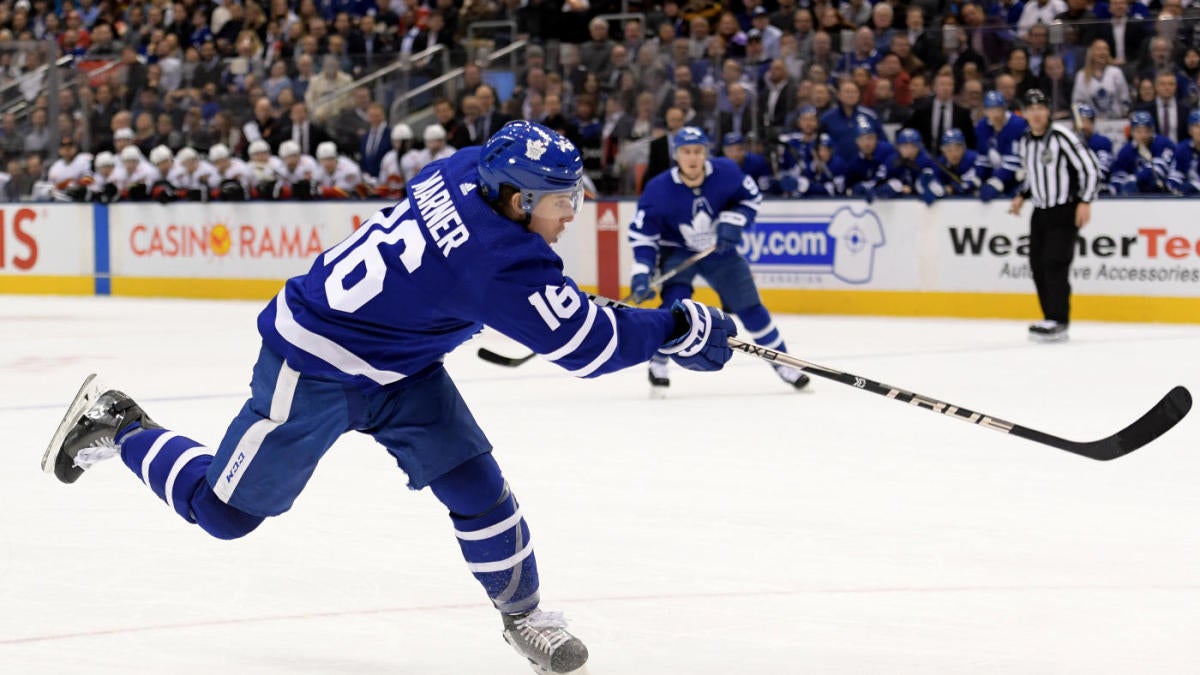 Marner eclipses 500-point mark as Maple Leafs defeat Red Wings