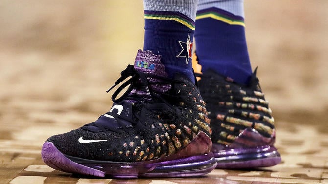 lebron james all star game shoes