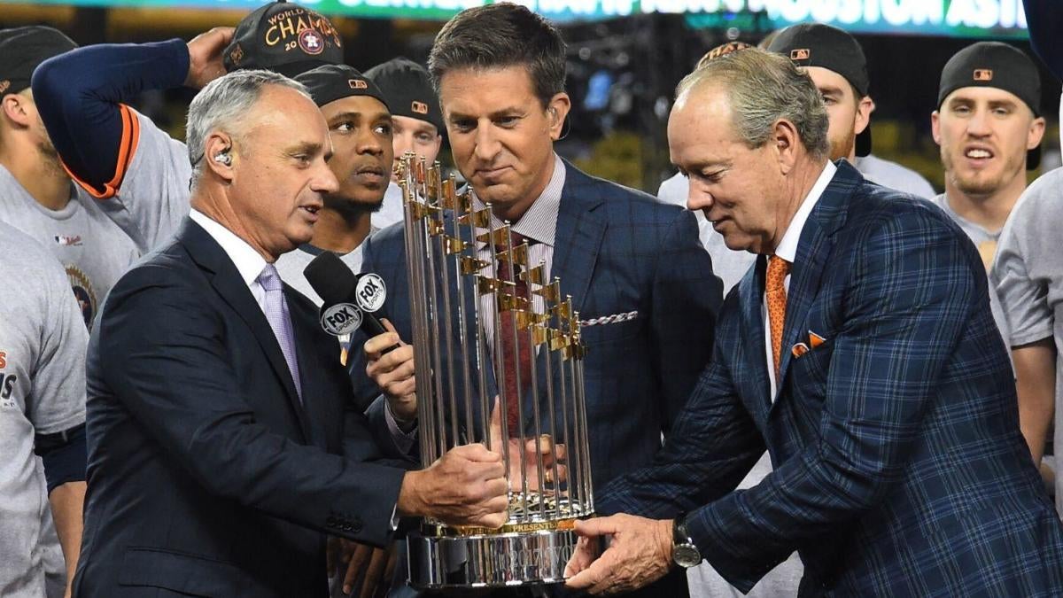 Astros: Won't give back World Series trophy, but scandal will