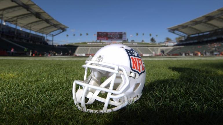 nfl-helmet-2.jpg