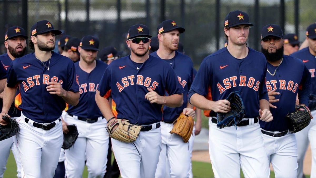 Fans' signs confiscated at Houston Astros spring training opener