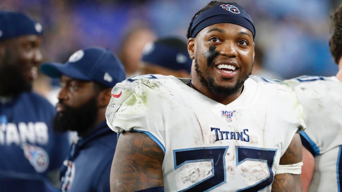 Tennessee Titans RB Derrick Henry signs franchise tender 