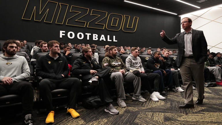 eli-drinkwitz-mizzou-team.jpg