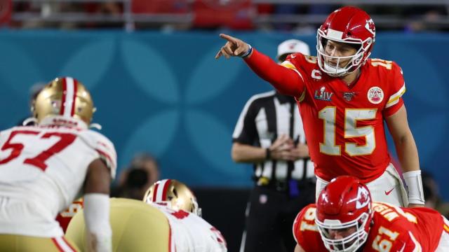 Defenses Can't Stop Patrick Mahomes. An $80 Million Teammate Who Doesn't  Line Up Correctly Might. - WSJ