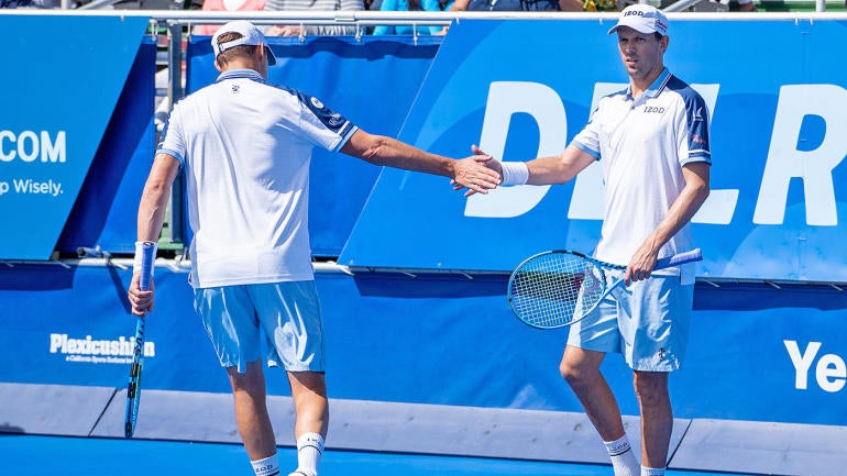 bob-and-mike-bryan.jpg