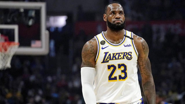 Lakers Lebron James Walks Back Statement About Potentially Playing Games Without Fans Due To Coronavirus Cbssports Com
