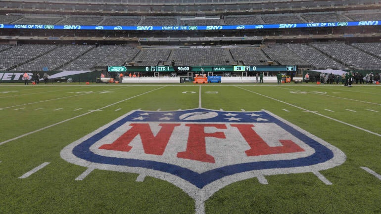 NFL: Oakland Raiders at New York Jets