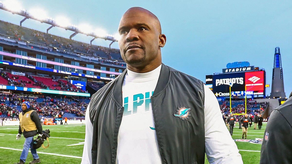 Brian Flores fired by Dolphins despite 8-1 finish to season