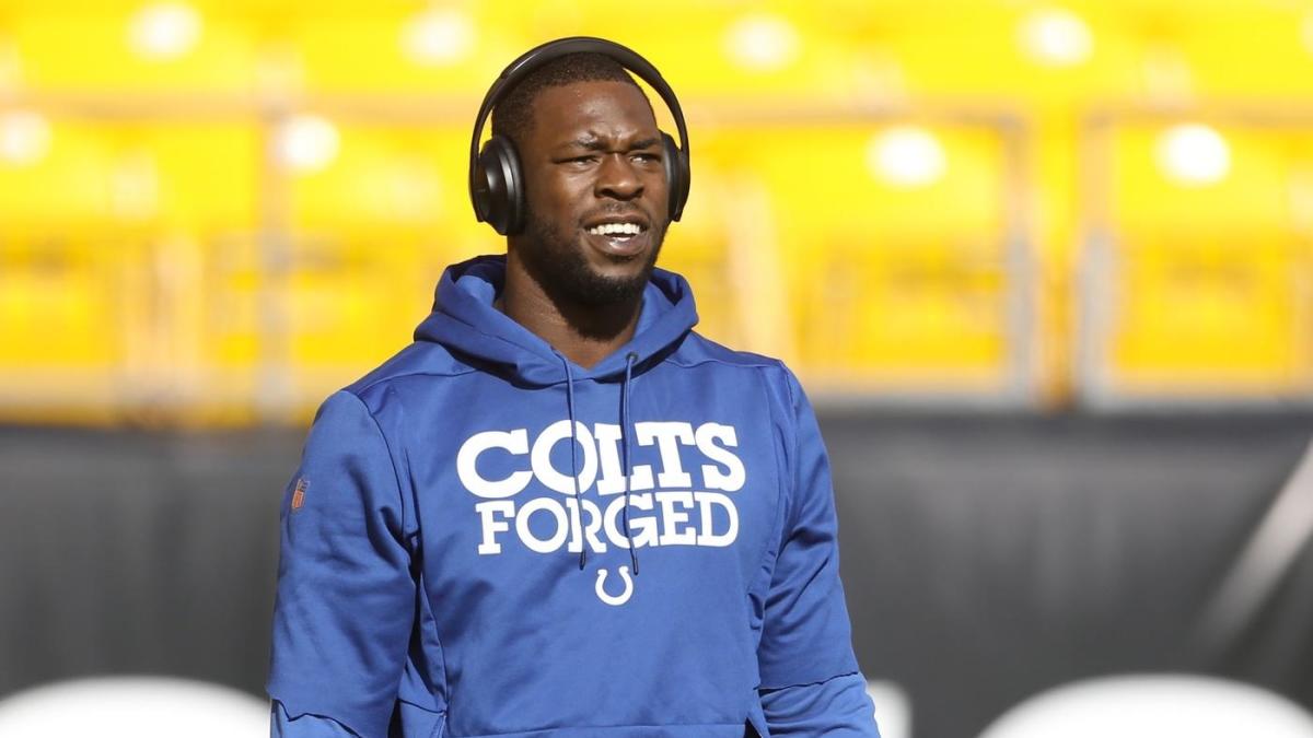 Colts release Pierre Desir