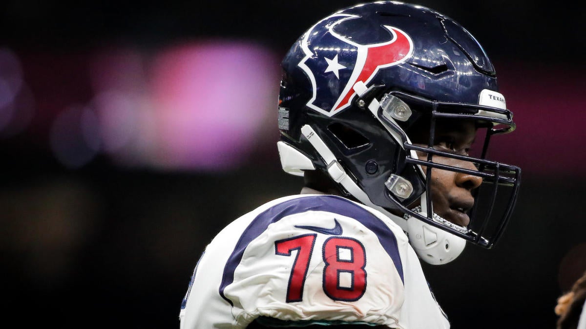 Texans lock up offensive tackle Laremy Tunsil with three year