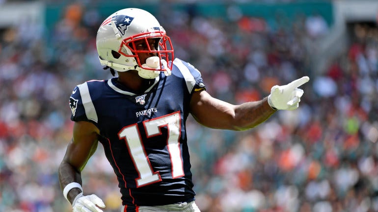 NFL: New England Patriots at Miami Dolphins