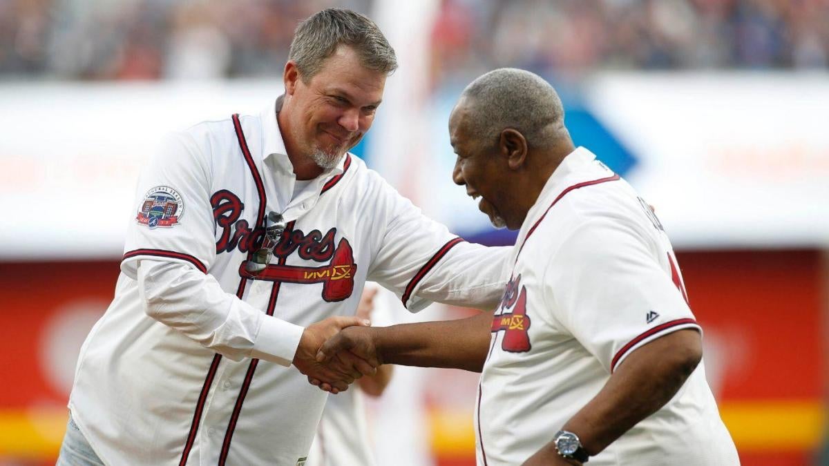 Darrell Evans, Hank Aaron and Davey Johnson of the Atlanta Braves News  Photo - Getty Images