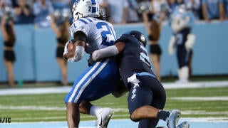 Former Tar Heel Chazz Surratt shines in NY Jets season opener - Tar Heel  Blog