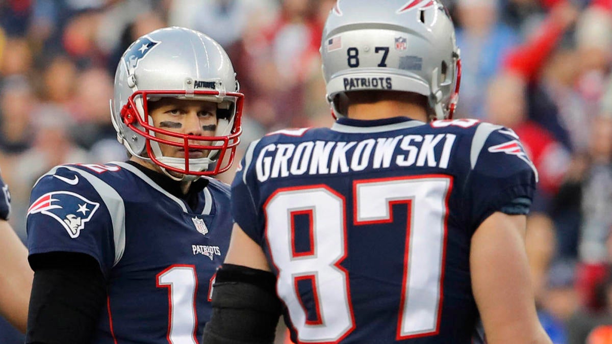 Tom Brady, Rob Gronkowski spotted in New England Patriots gear - Tampa Bay  Buccaneers, BucsGameday