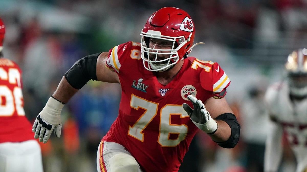 KANSAS CITY CHIEFS: Laurent Duvernay-Tardif: 'Time for me to transition  back into football