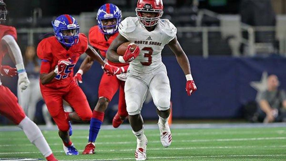 After wild recruitment, Texas high school running back phenom Zach