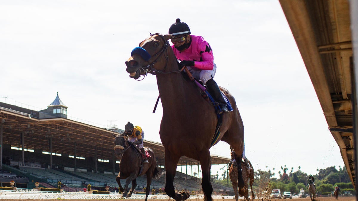 Santa Anita's $5,000 Online Showvivor & $14,000 'Pick 'Em' Return For  19-Day Autumn Meet - Horse Racing News