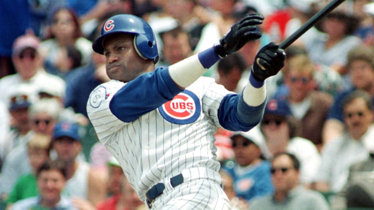 How Sammy Sosa's historic June turned the 1998 home run race into