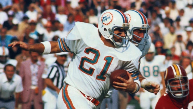 Jim Kiick, Dolphins' perfect-season running back, dies at 73 - Los