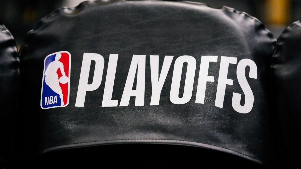 The%20Lakers%20are%20the%20only%20team%20to%20not%20play%20the%20remainder%20of%20the%20season%2C%20and%20it's%20hard%20to%20imagine%20the%20Clippers%2C%20Cavaliers%2C%20Pacers%2C%20and%20Mavericks%20playing%20it%20off%2C%20per%20NBA.com.