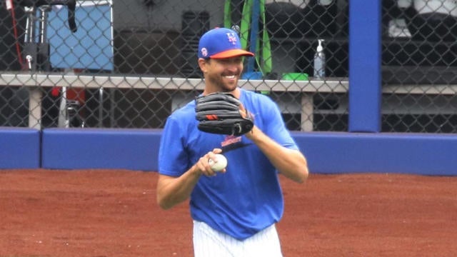 Jacob DeGrom Leaves Game With Back Tightness