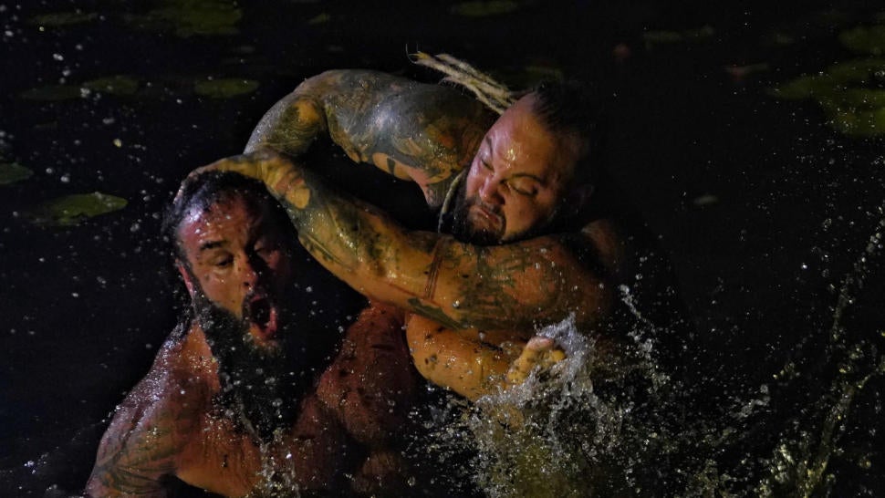 bray-wyatt-braun-strowman-wwe-extreme-rules.jpg