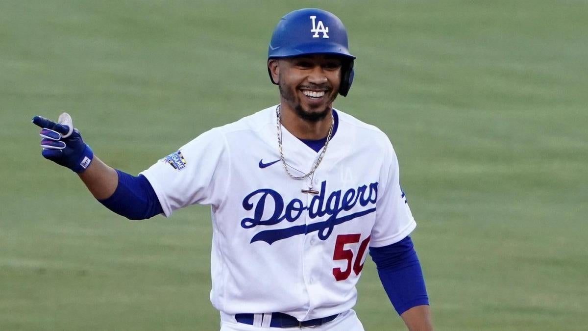 Los Angeles Dodgers sign Mookie Betts to record 12-year, $365 million  contract extension