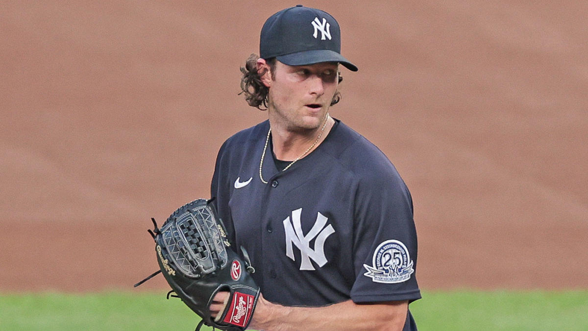 Gerrit Cole overcomes strange situation in successful Yankees debut -  Newsday