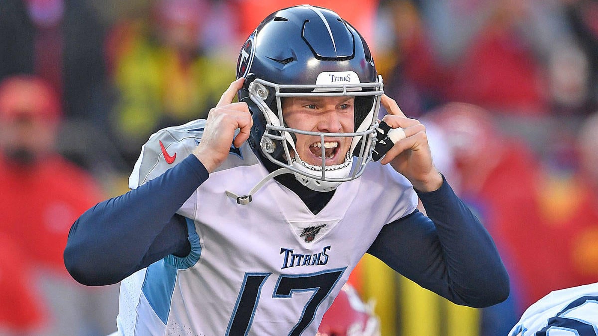 Titans quarterback Ryan Tannehill 'has definitely gotten better' since  leaving Miami Dolphins 