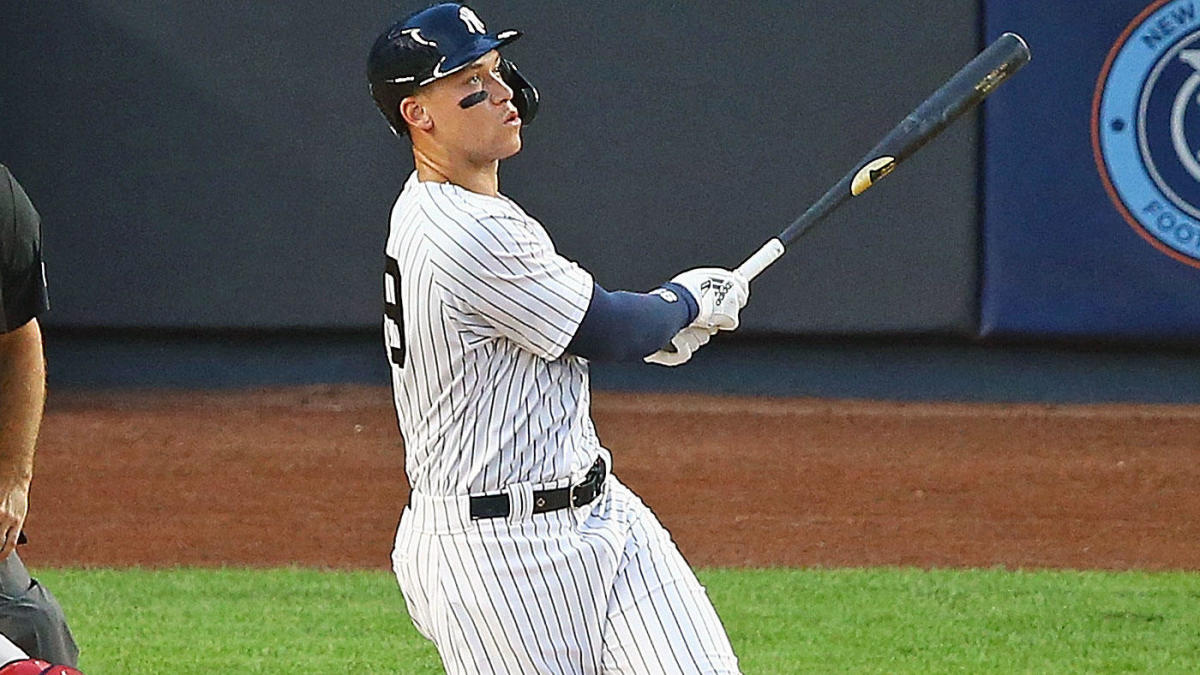 Aaron Judge injury update: Yankees star out of lineup day after collision  with outfield wall
