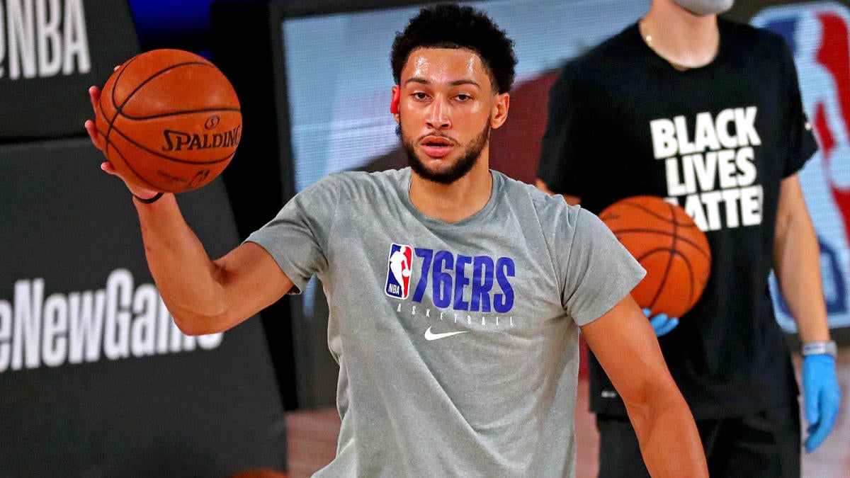 How does Ben Simmons' height compliment him to be a favorite 2-way