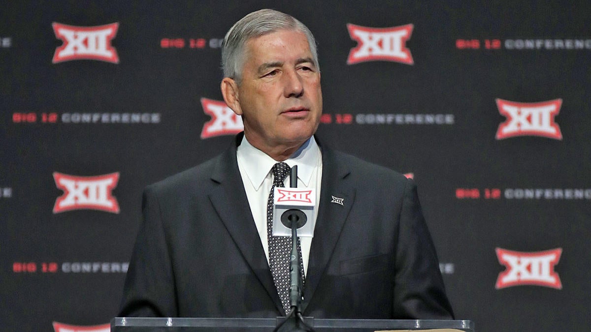 Big 12, Pac-12 leaders meeting to discuss alignment options including potential merger or scheduling deal