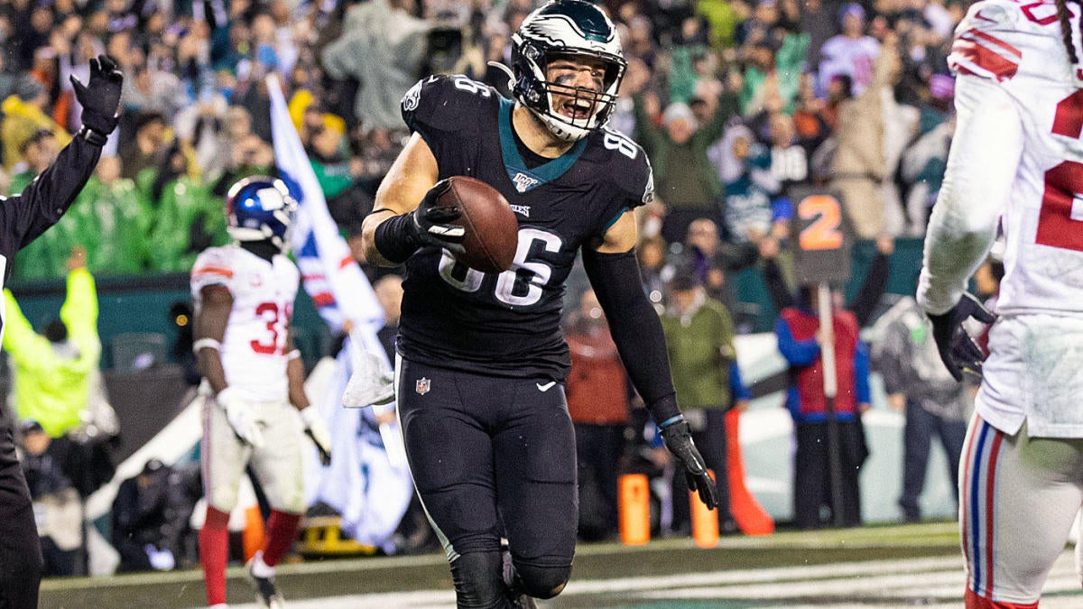 Report: Ertz contract talks on pause after Eagles' latest offer